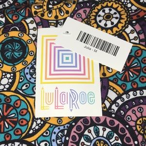 LuLaRoe Julia NWT size Medium - Legging Material